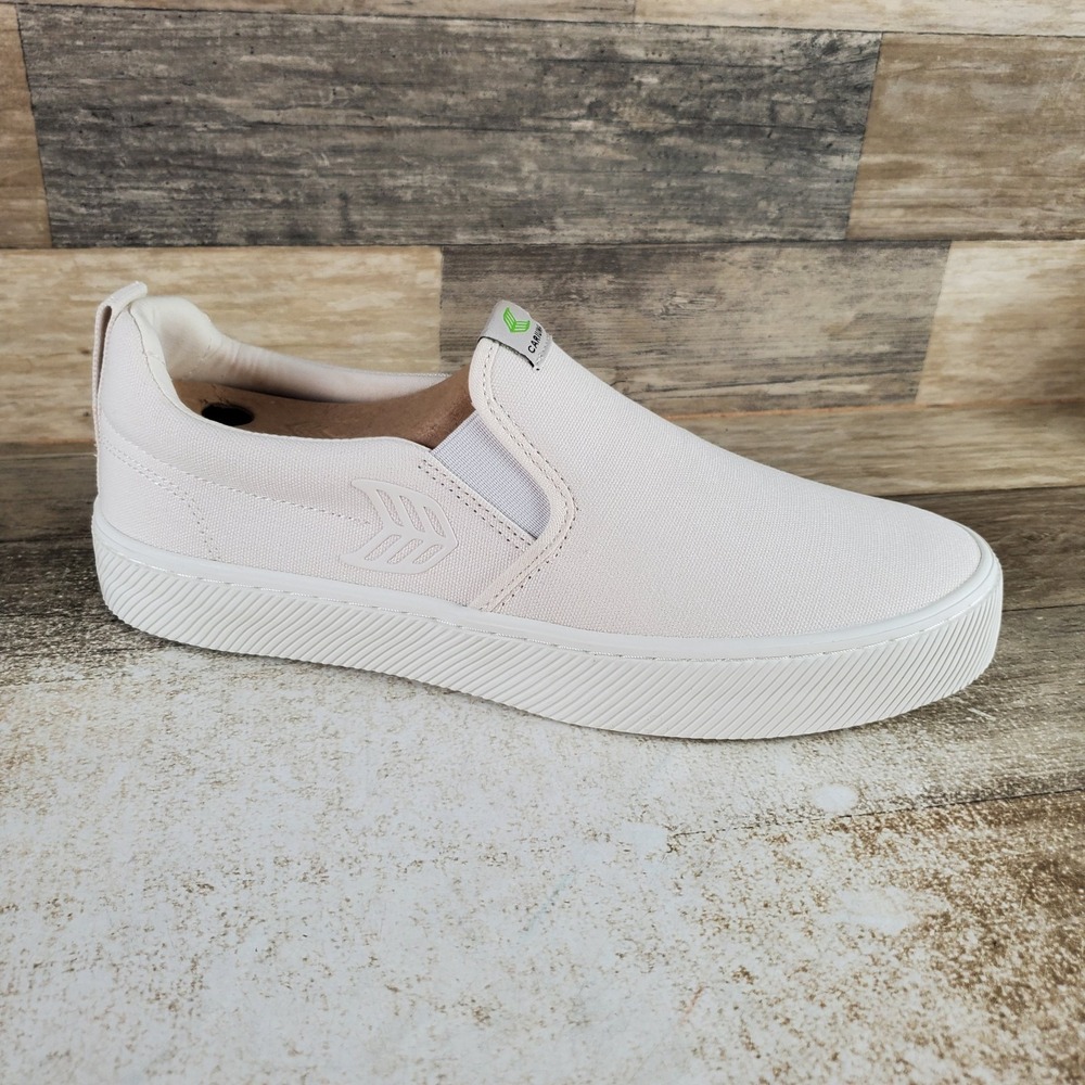 Cariuma Mens Shoes Sz 9.5 Off-White Canvas Round Toe Slip On Low Top Sneakers